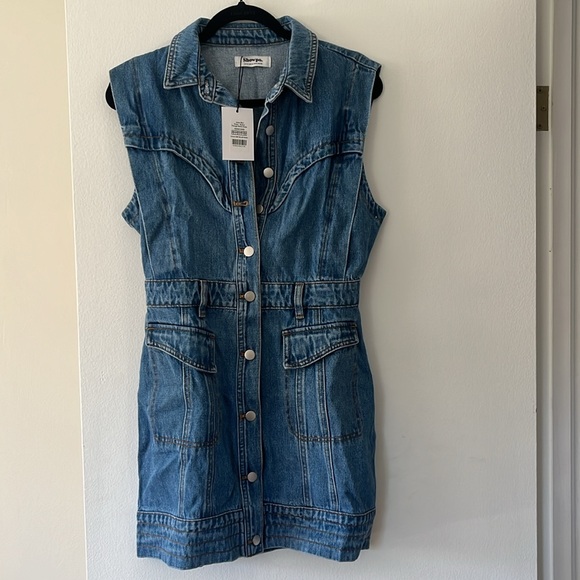 NWT/NBW SHOWPO Jasse Mini Dress - Picture 6 of 7